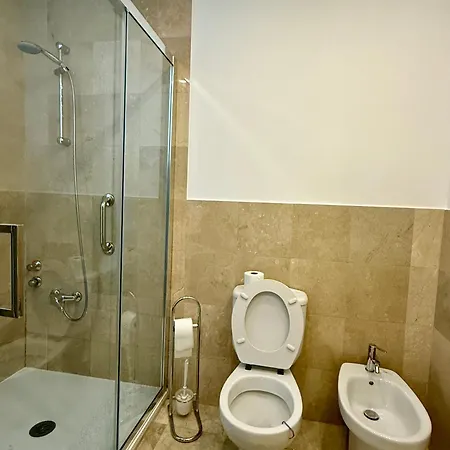 Alcantara 2 * Lisbon